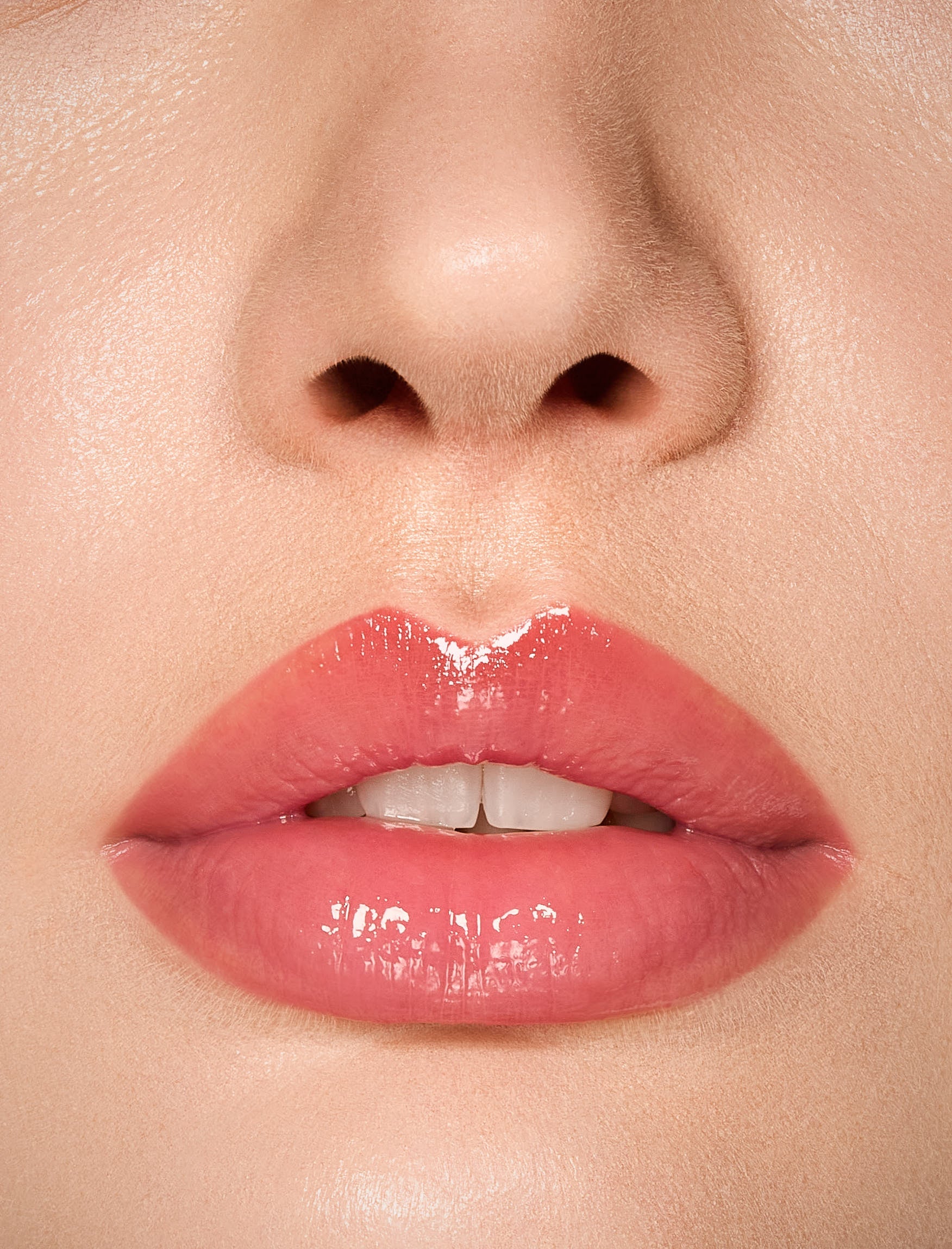 HOT GLOSS - SERVANNE