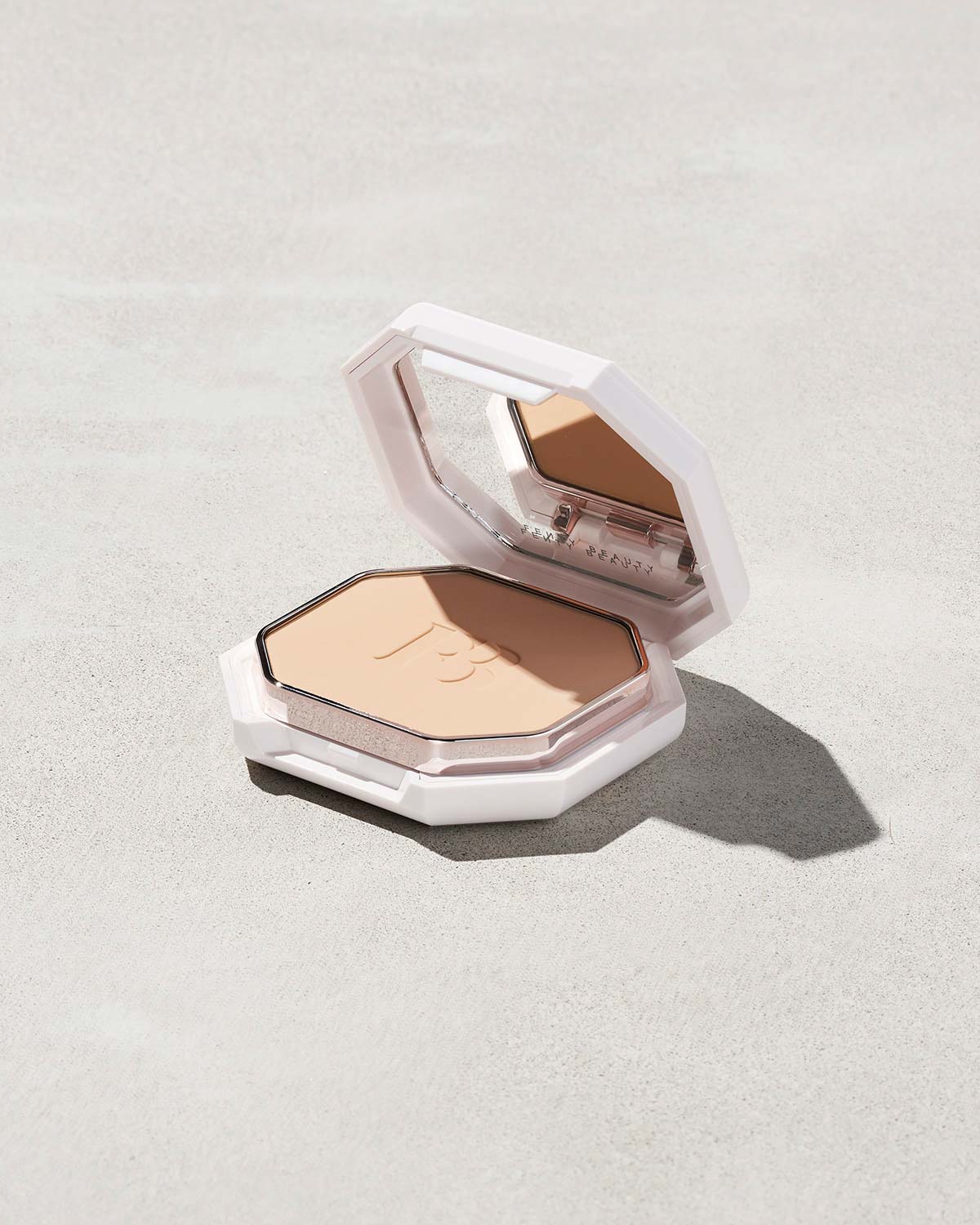 Pro Filt'r Soft Matte Powder Foundation — #130