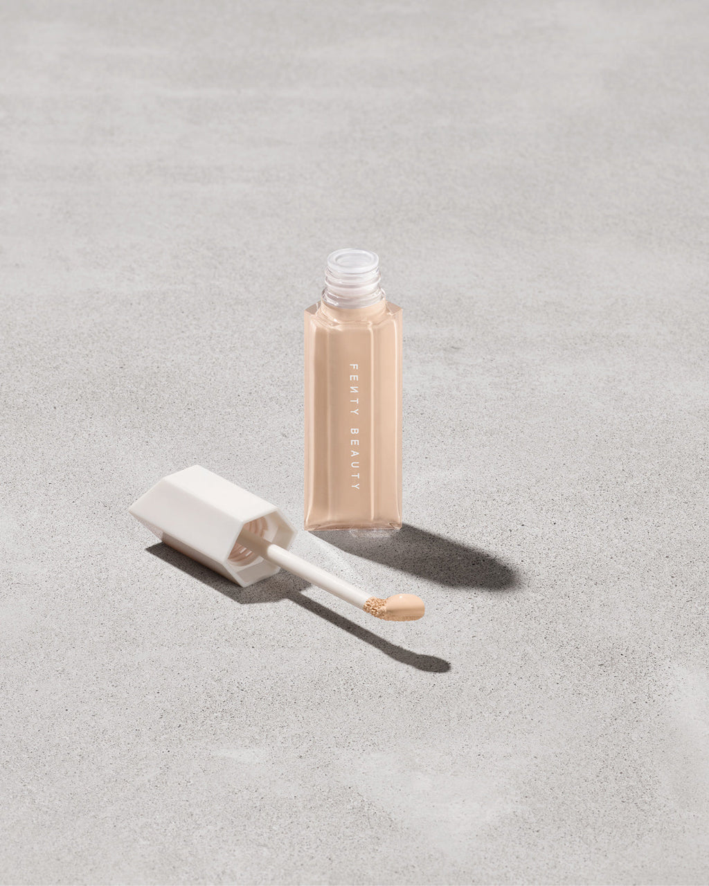 We're Even Hydrating Longwear Concealer — 160W