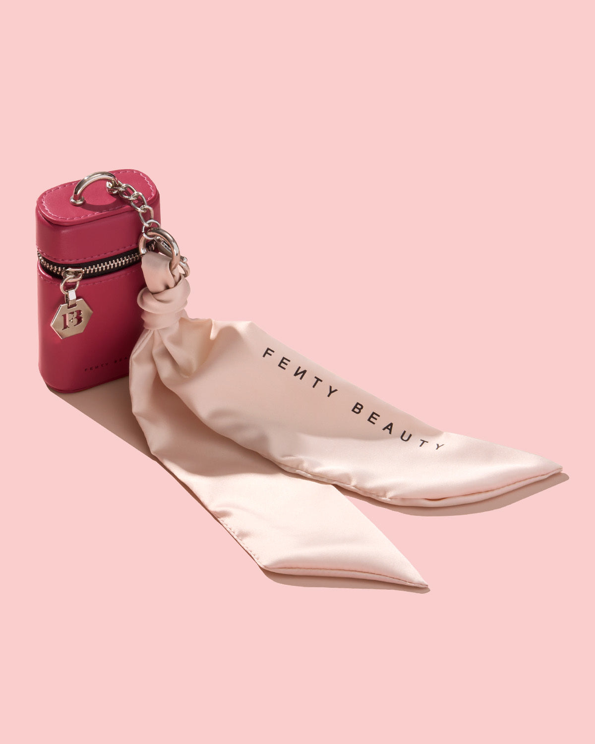 New Lock In Lips Travel Bag + Removable Scarf