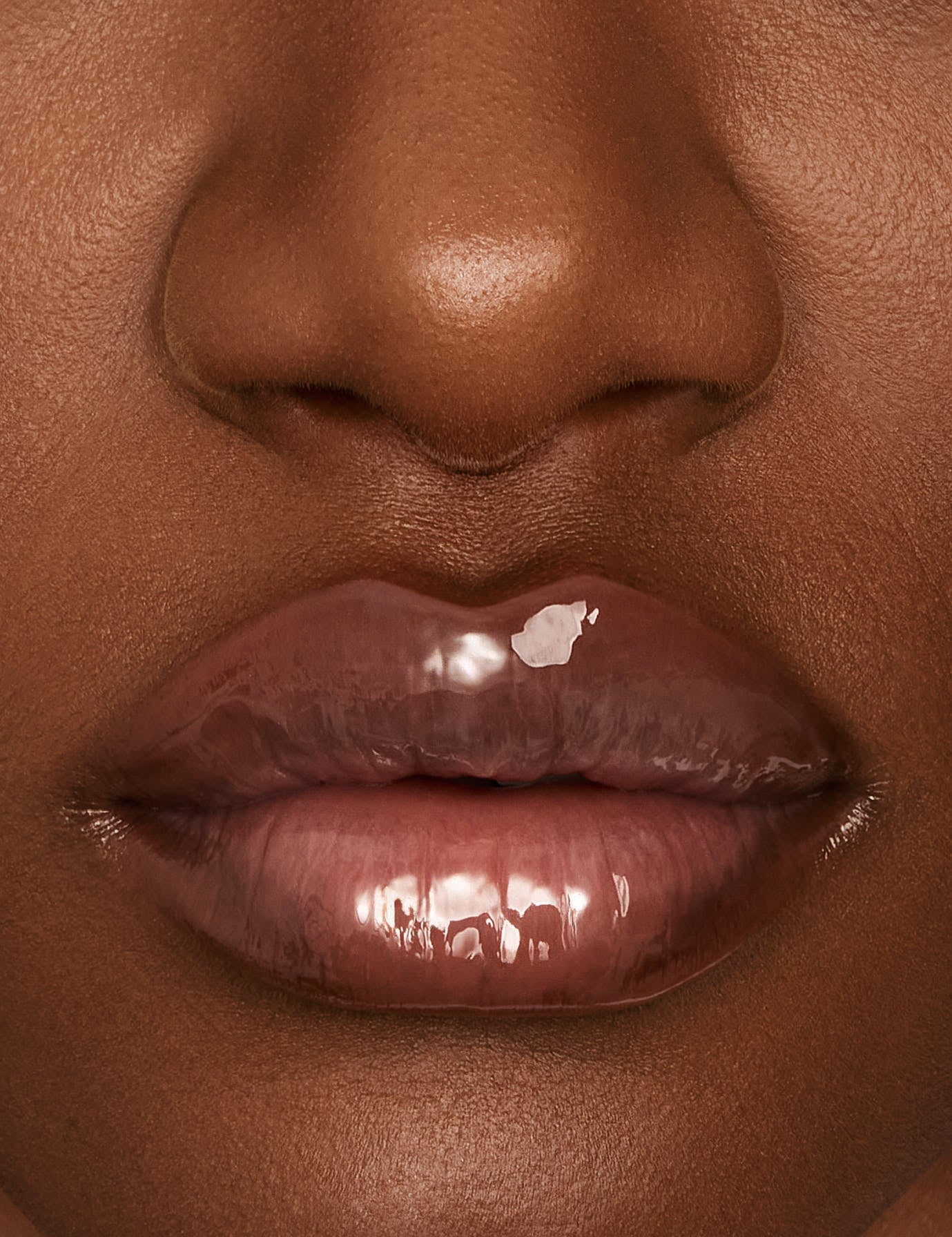 HOT GLOSS - JULINE