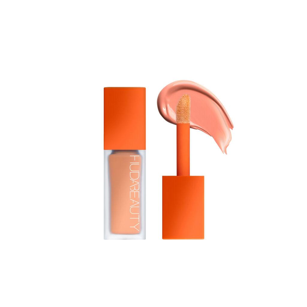 Huda Beauty  #Fauxfilter Color Corrector (Peach light)